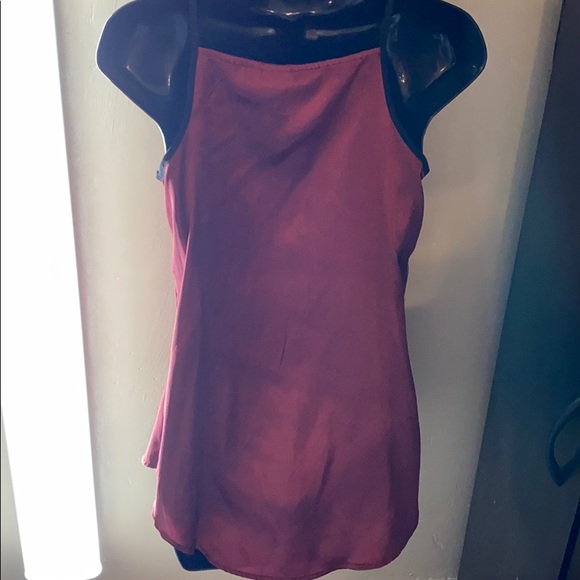 Laced maroon camisole top - Picture 4 of 4